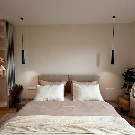 Skyline 18 View Apartment, Balcony & Parking Daire *